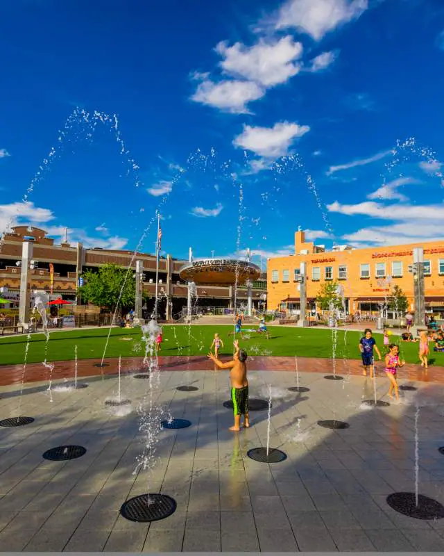 The Fountains at Main Street Square