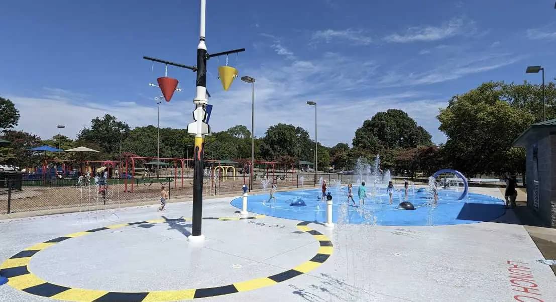 Everybody Can Play Splash Pad